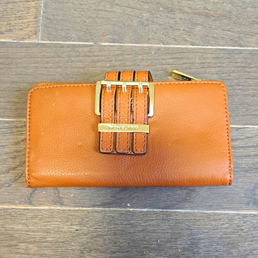 Michael Kors Women's Brown Logo Zip Folding Wallet w/ Credit Card Slots
